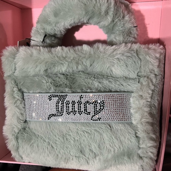 💚💚NWT- JUICY COUTURE FAUX FUR MINI TOTE & SPARKLY BARREL COIN PURSE SET💚💚 - Picture 14 of 15